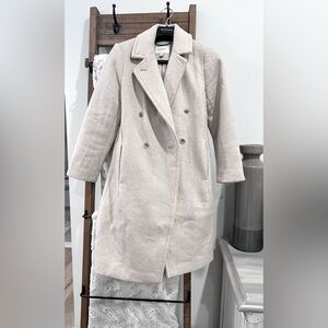 Banana republic xs wool coat cream colored. brand new.